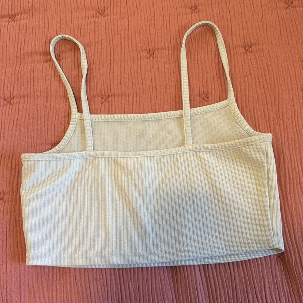 divided ribbed crop top 🐬 - Picture 3 of 3
